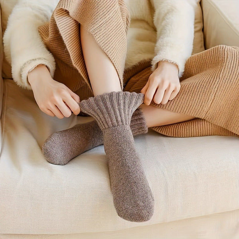 Warm cashmere short socks