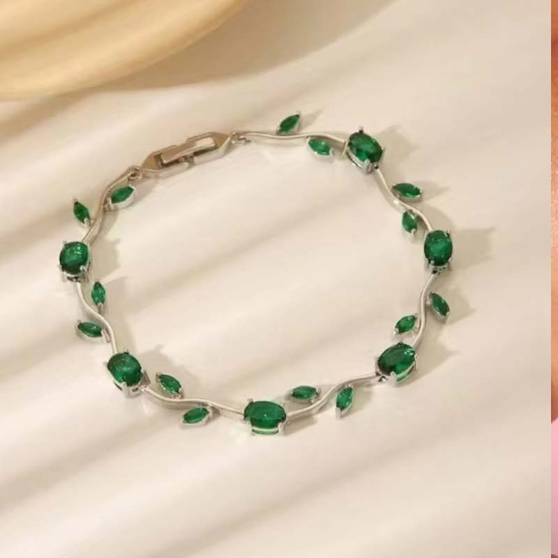 🔥 Ajándék Tökéletes: Bájos Medállás + Kényelmes Viselet!