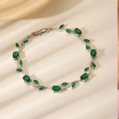 🔥 Ajándék Tökéletes: Bájos Medállás + Kényelmes Viselet!